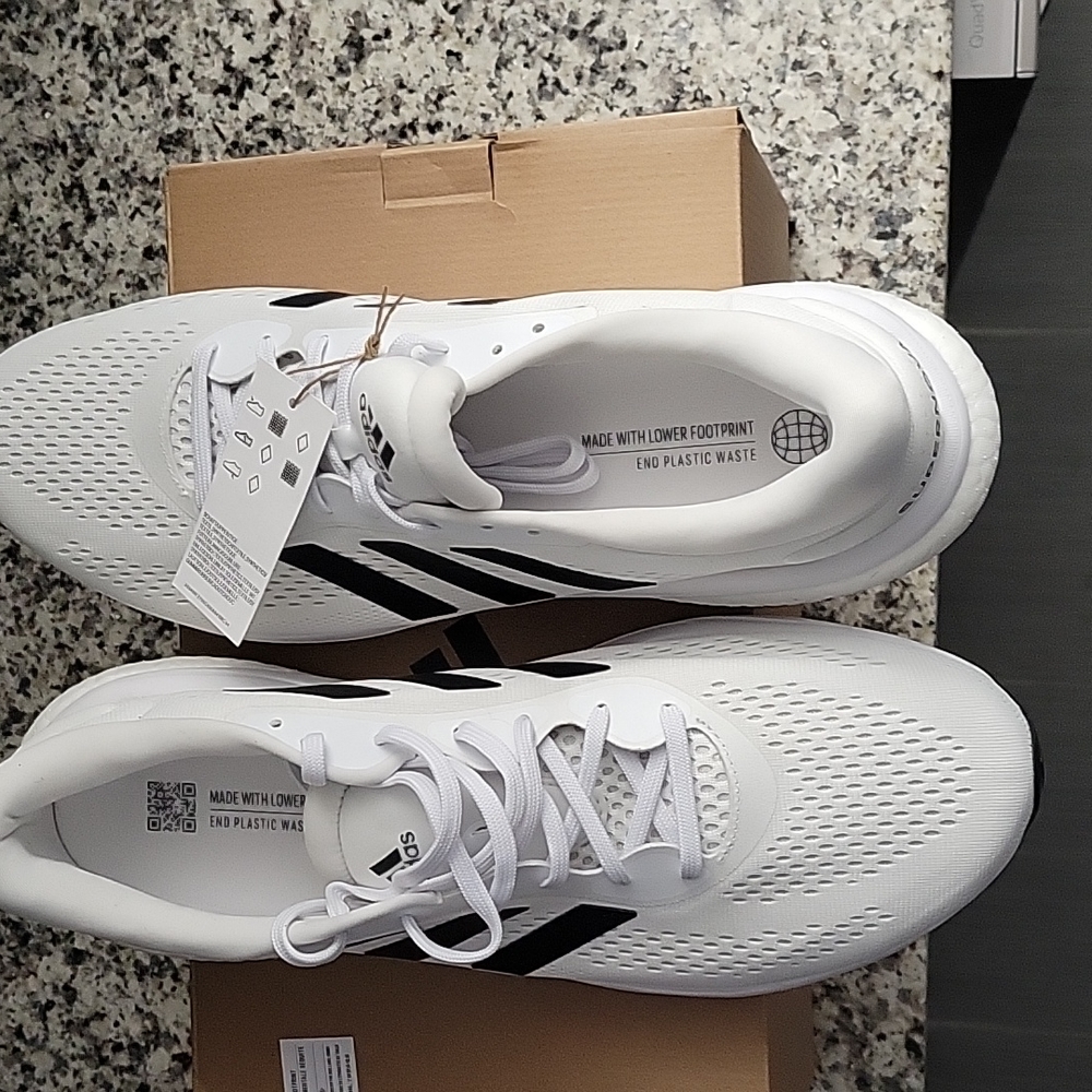 Adidas - Picture 3 of 3